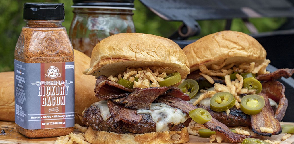 Jalapeno Bacon Burgers with Bacon and Pepper Jack Cheese