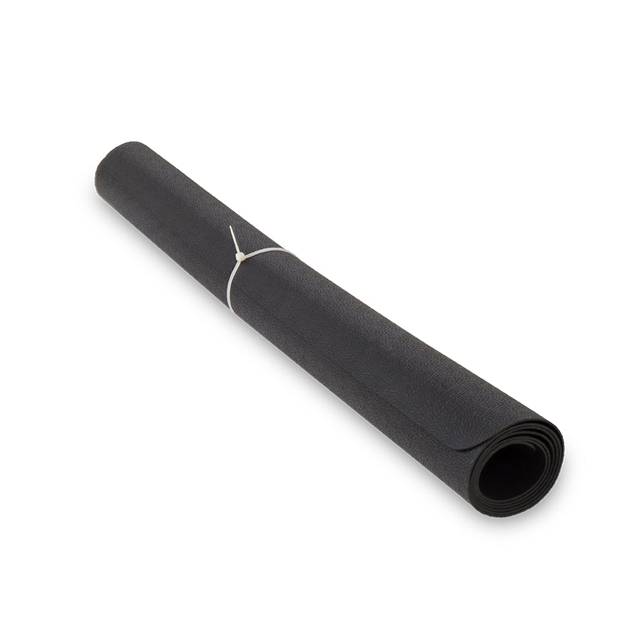 lifestyle_2, black mat rolled up